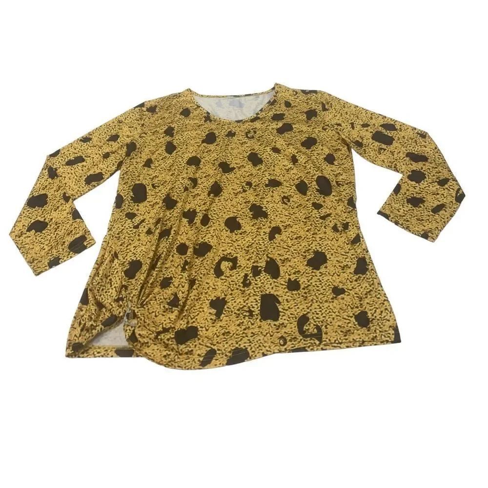 Cheetah Patterned Long Sleeve T-shirt